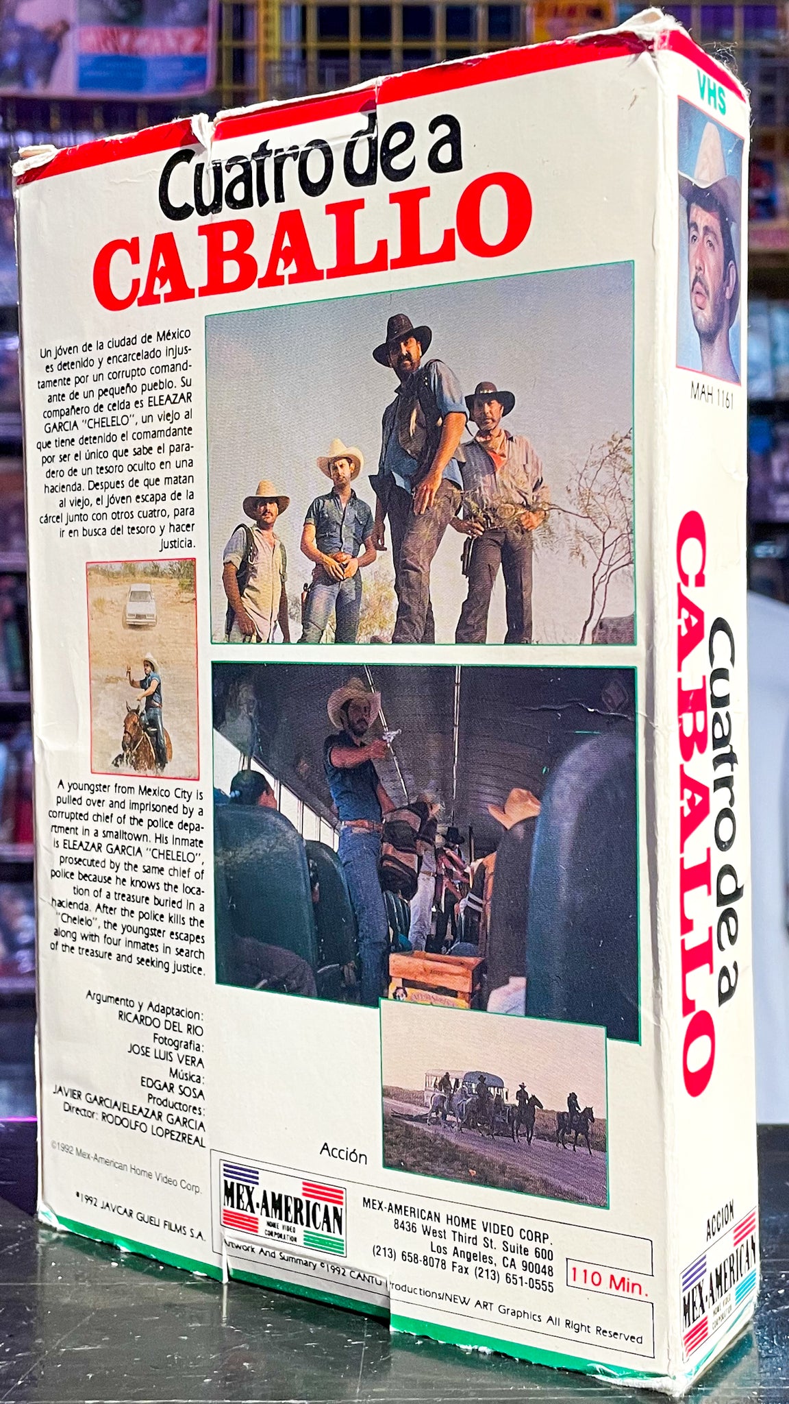 Cuatro De A Caballo