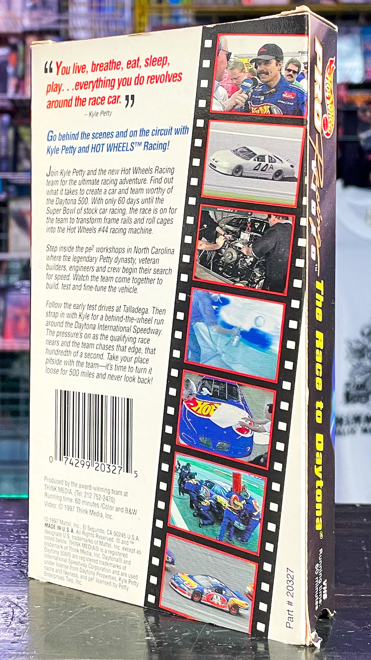 Hot Wheels: PRO Racing Video The Road To Daytona