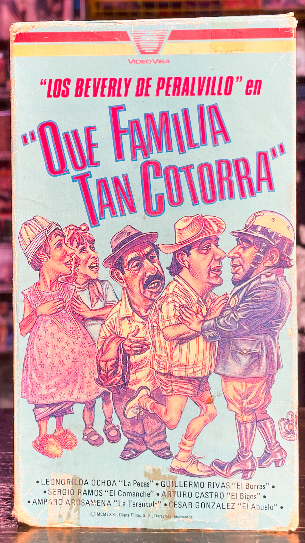 “Que Familia Tan Cotorra”