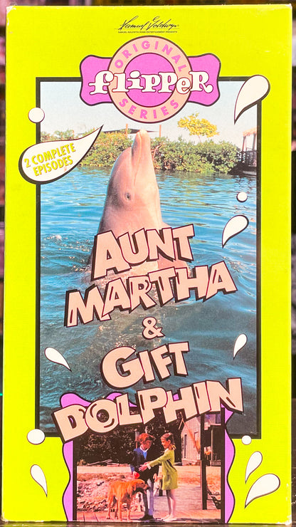 Flipper Aunt Martha & Gift Dolphin