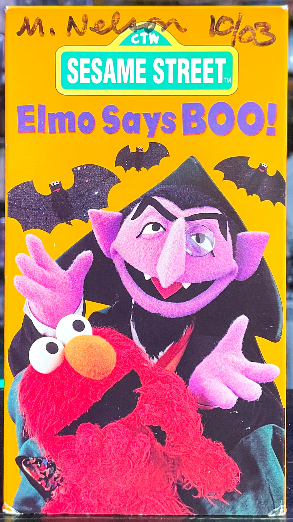 Sesame Street - Elmo Says Boo!