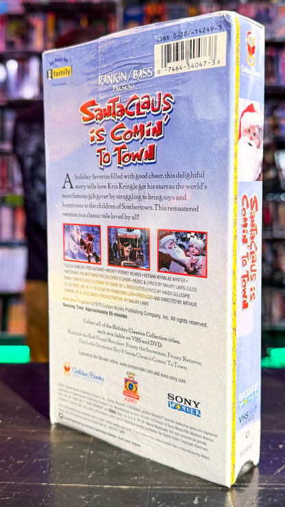 Santa Claus Is Comin’ To Towm
