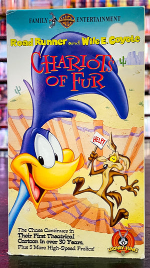 Road Runner and Wile E. Coyote in Chariots of Fur